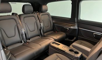 Mercedes-Benz V-Class V300d Exclusive AMG Line full