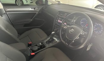 Volkswagen Golf 1.4TSI Comfortline full