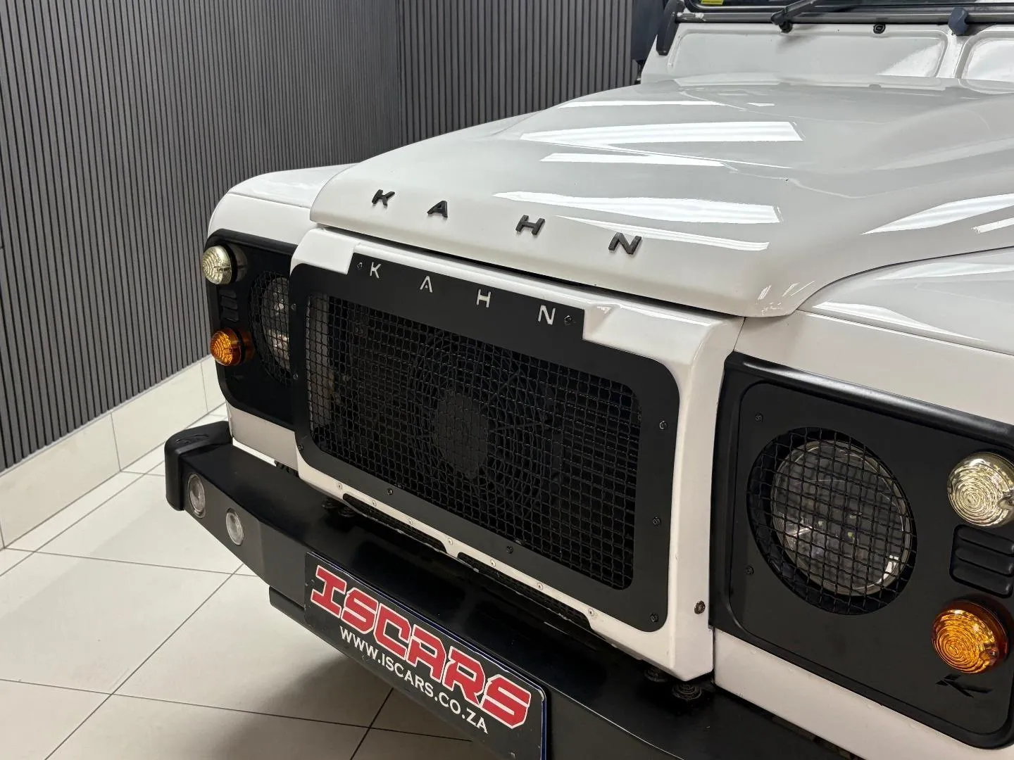 2013 Land Rover Defender 90 TD Multi-purpose LE, photo 5 of 13