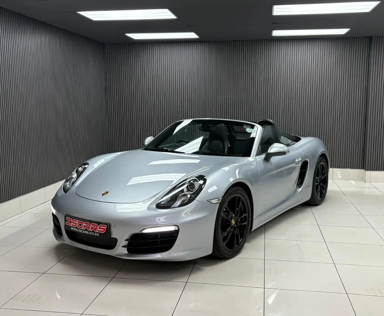 2015 Porsche Boxster S Auto, photo 2 of 12
