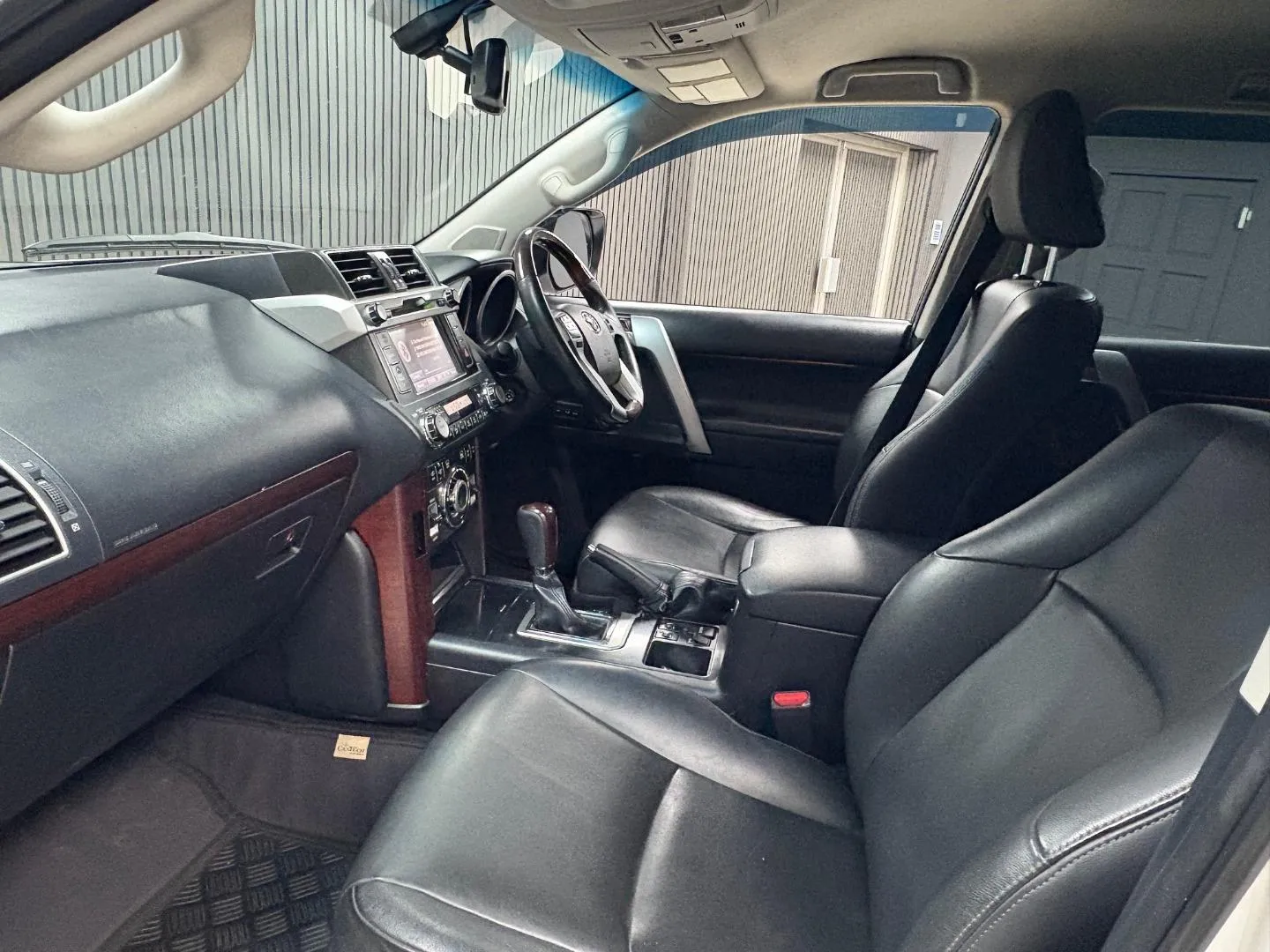 2015 Toyota Land Cruiser Prado 3.0DT VX, photo 12 of 12