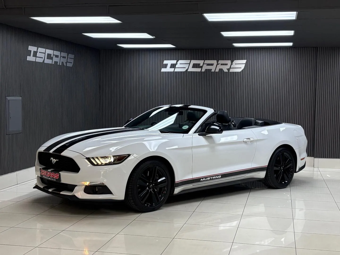 2016 Ford Mustang 2.3T Convertible Auto, photo 3 of 11