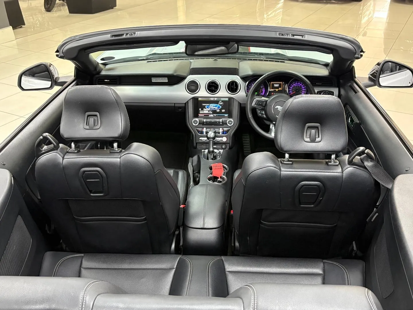 2016 Ford Mustang 2.3T Convertible Auto, photo 9 of 11