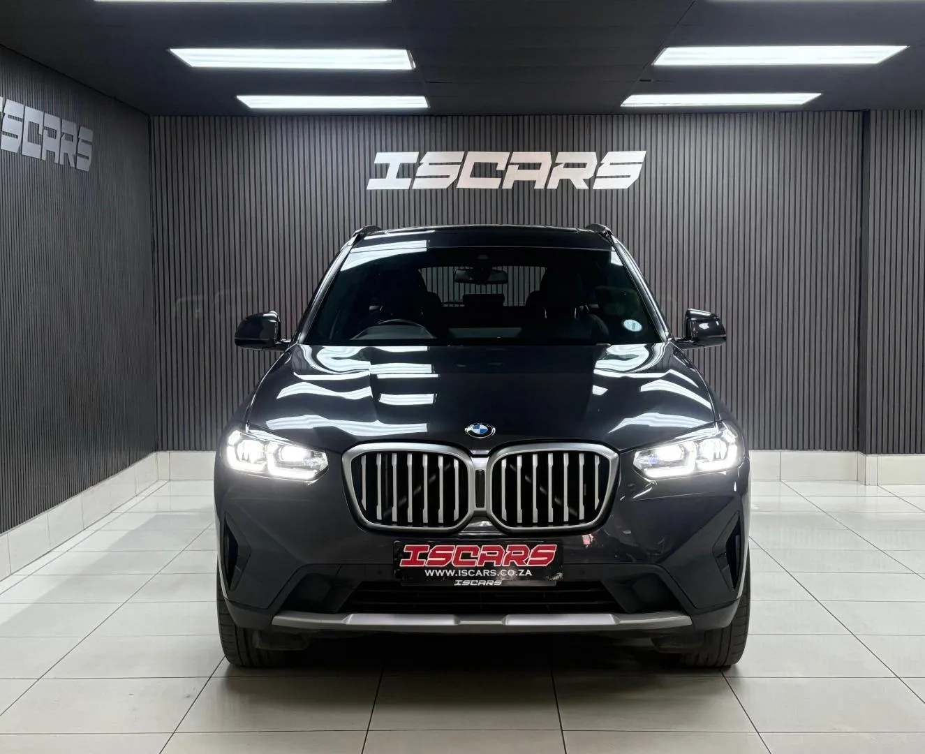 2022 BMW X3 xDrive20d, photo 2 of 12